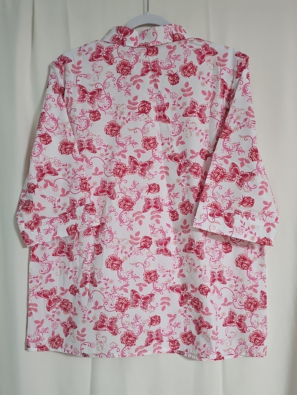 American Sweetheart Pink & White Butterfly Floral Button-Up Shirt - Picture 6 of 7